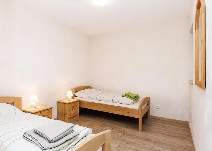 アパート Baeumner